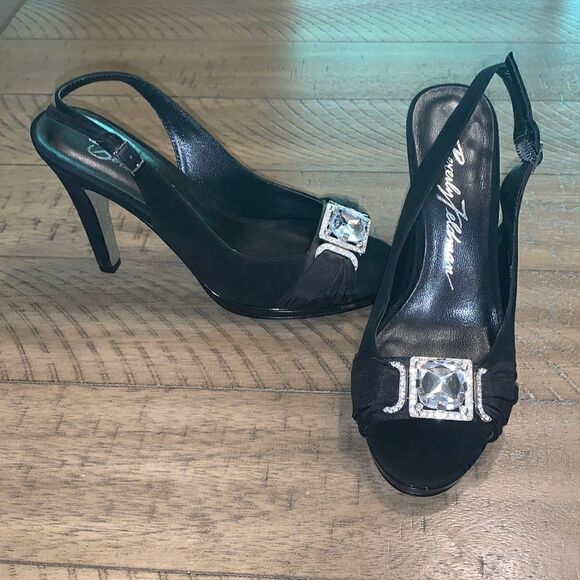 Beverly Feldman black heels  size 6 - Picture 1 of 10